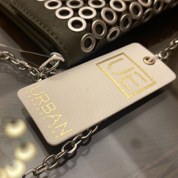 Envelope purse with chain. - Picture 8 of 9